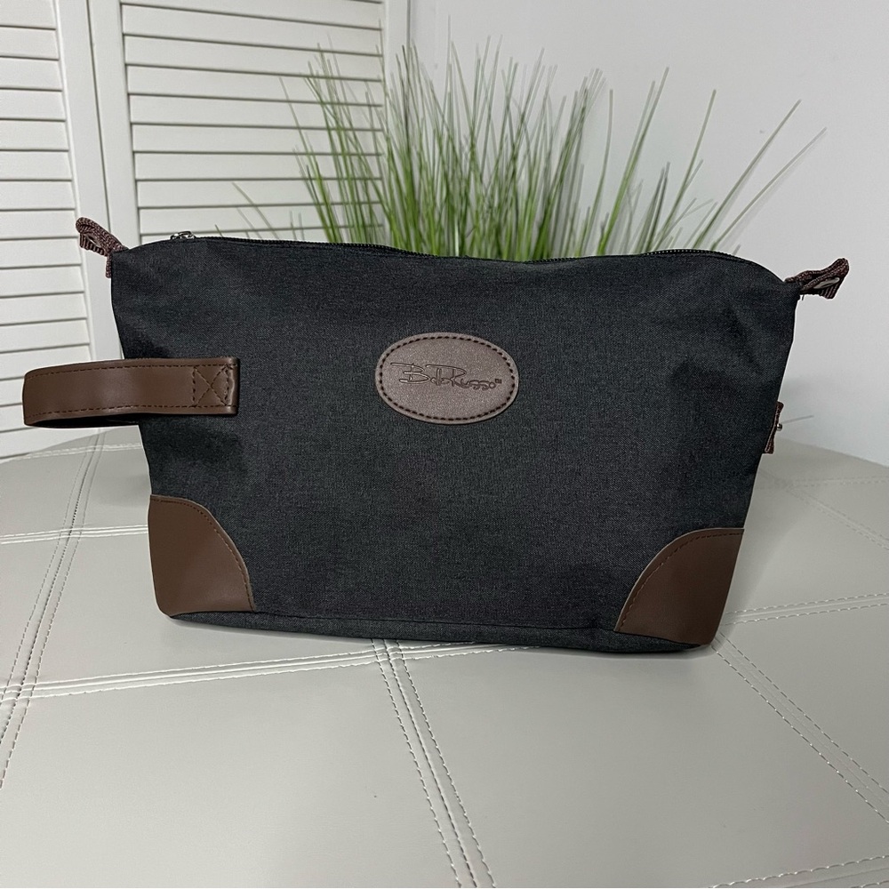 Brown and Black Toiletry Bags with Durable Design